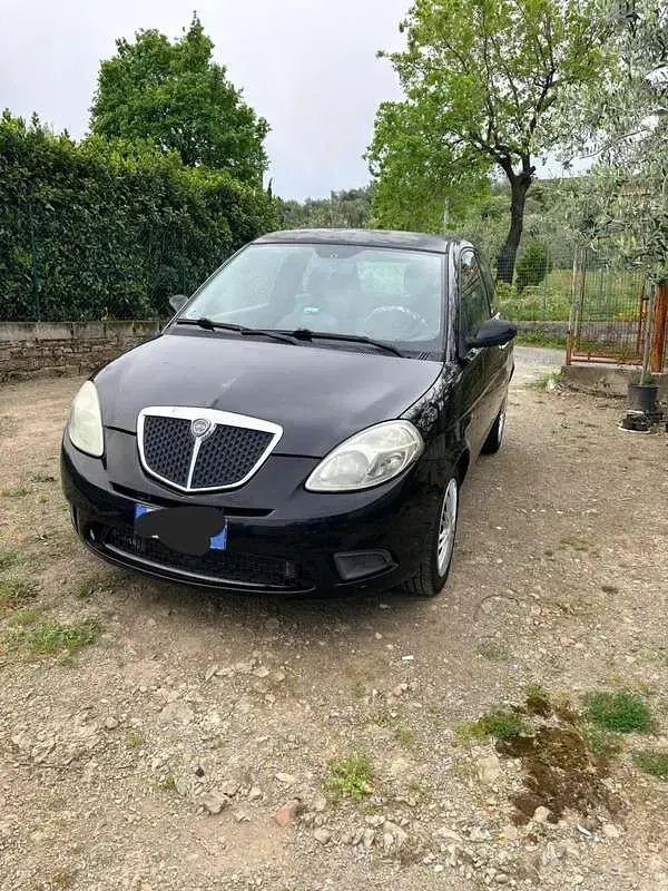 Usata Lancia Ypsilon 60 CV (44 kW) 2009 Utilitaria
