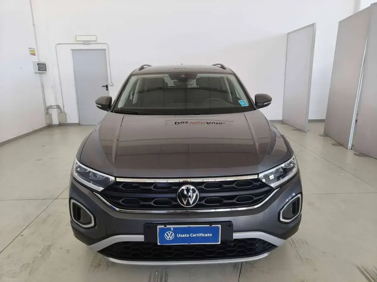 Usata VW T-Roc Edition 150 CV (110 kW) 2024 Indium grey SUV