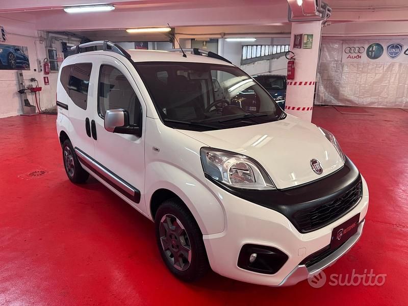 Usata Fiat Qubo Trekking 95 CV (69 kW) 2018 Bianco Monovolume