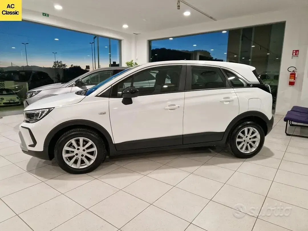 Usata Opel Crossland Elegance 120 CV (88 kW) 2022 Bianco SUV