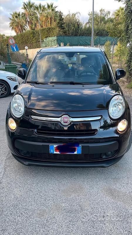 Usata Fiat 500L Living 120 CV (88 kW) 2014 Nero Monovolume