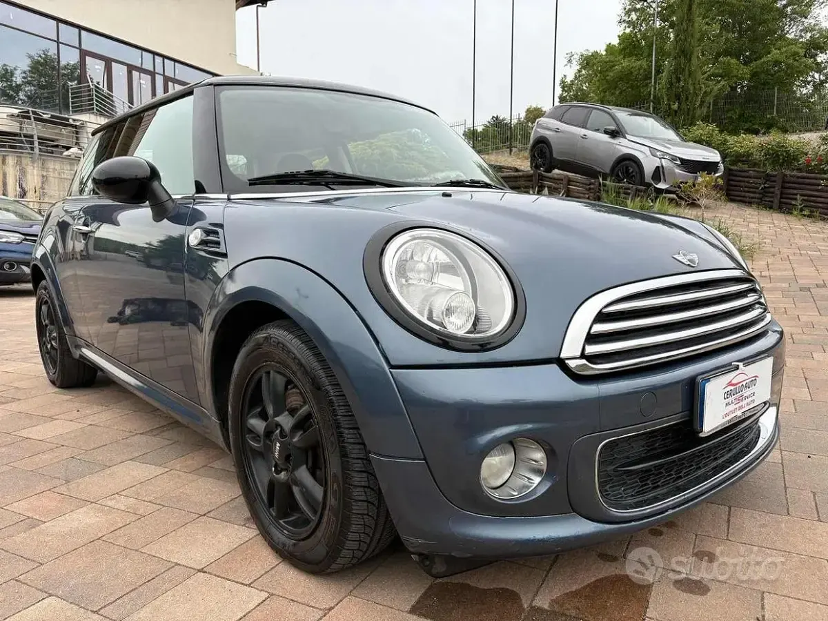 Usata Mini One D 90 CV (66 kW) 2011 Blu Utilitaria