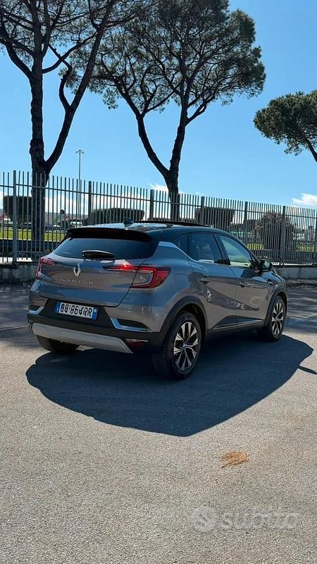 Usata Renault Captur Techno 100 CV (73 kW) 2023 SUV