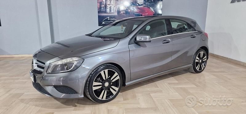 Usata Mercedes A220 170 CV (125 kW) 2013 Grigio Berlina