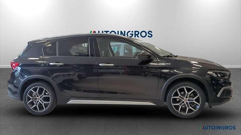 Occasion Fiat Tipo Cross 101 ch (74 kW) 2022 Noir Berline