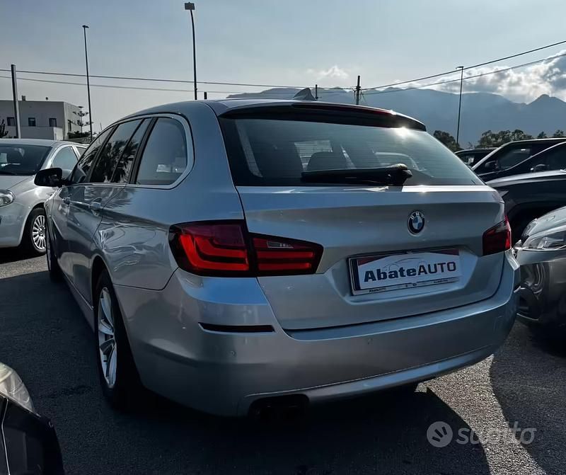 Begagnad BMW 520 Efficient Dynamics 184 HK (135 kW) 2012 Grå Kombi