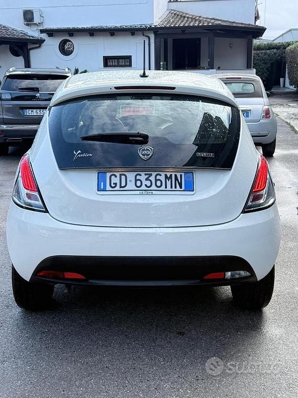 Usata Lancia Ypsilon 2020 Bianco Utilitaria