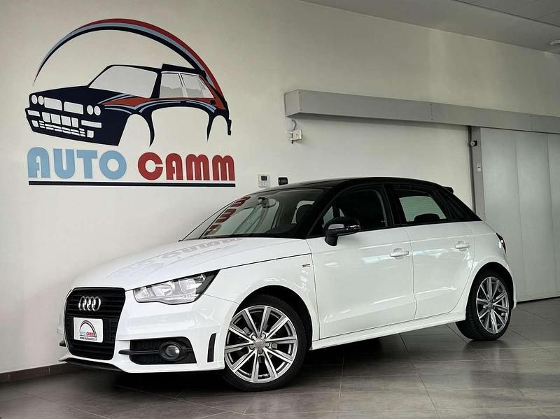 Bianco Usata 2013 Audi A1 S-Line Tre volumi | 12.400 € (Buon prezzo) - Immagine 1/4
