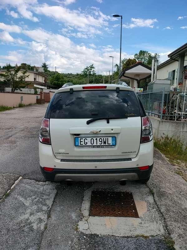 Usata Chevrolet Captiva LTZ 184 CV (135 kW) 2011 Bianco SUV