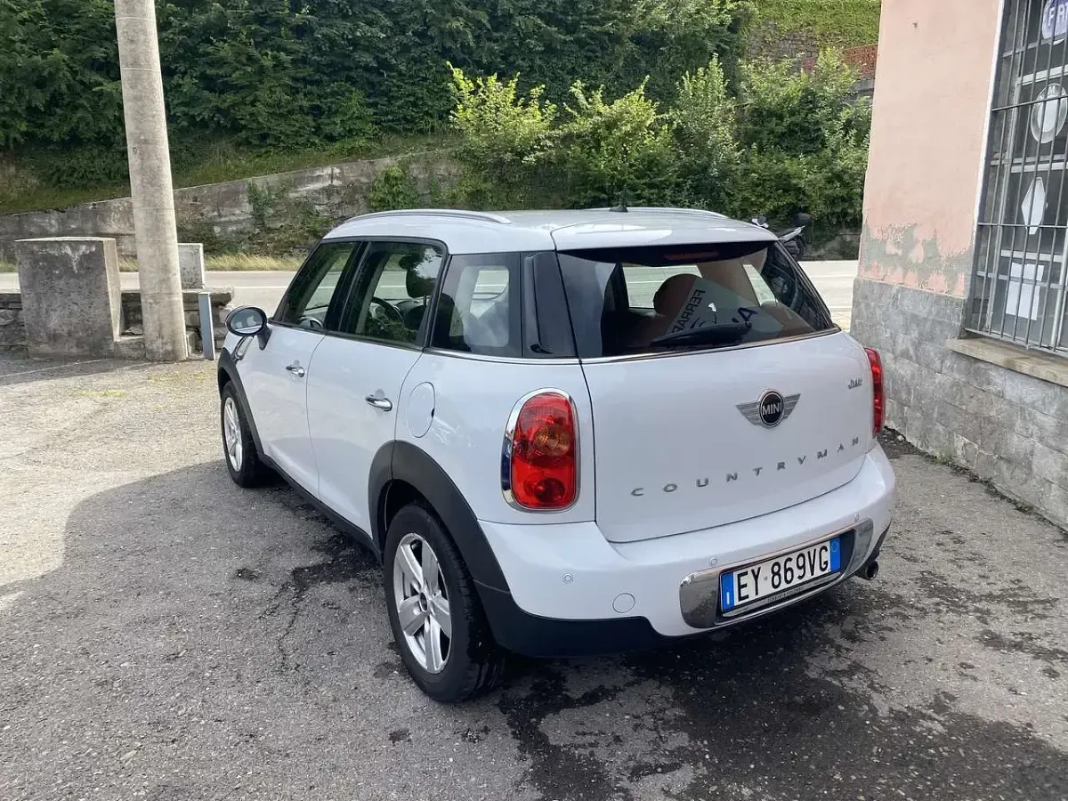 Usata Mini ONE 102 CV (75 kW) 2015 Other Utilitaria