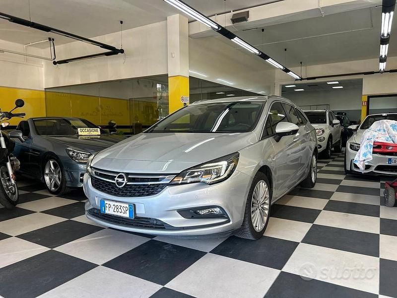 Usata Opel Astra S 136 CV (100 kW) 2018 Gray Station wagon