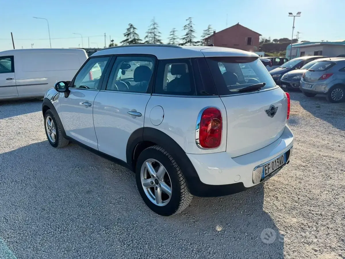 Usata Mini Countryman 98 CV (72 kW) 2010 Bianco SUV