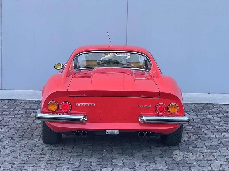 Usata Ferrari Dino 246 1970 Rosso Coupé