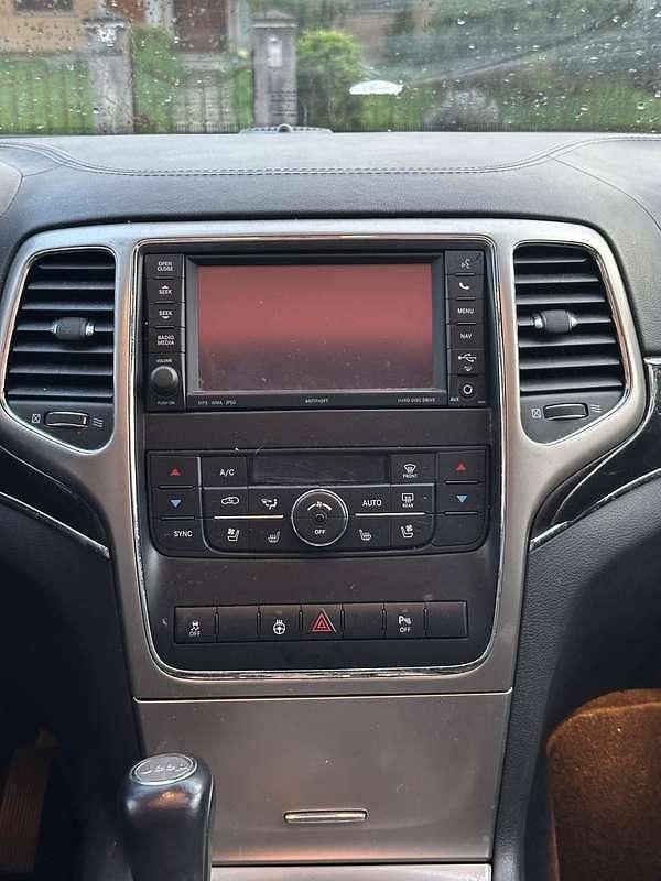 Usata Jeep Grand Cherokee Overland 241 CV (177 kW) 2012 Bianco SUV