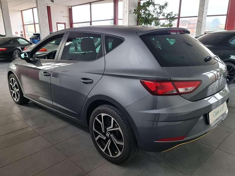 Usata Seat Leon Style 116 CV (85 kW) 2018 Grigio Berlina