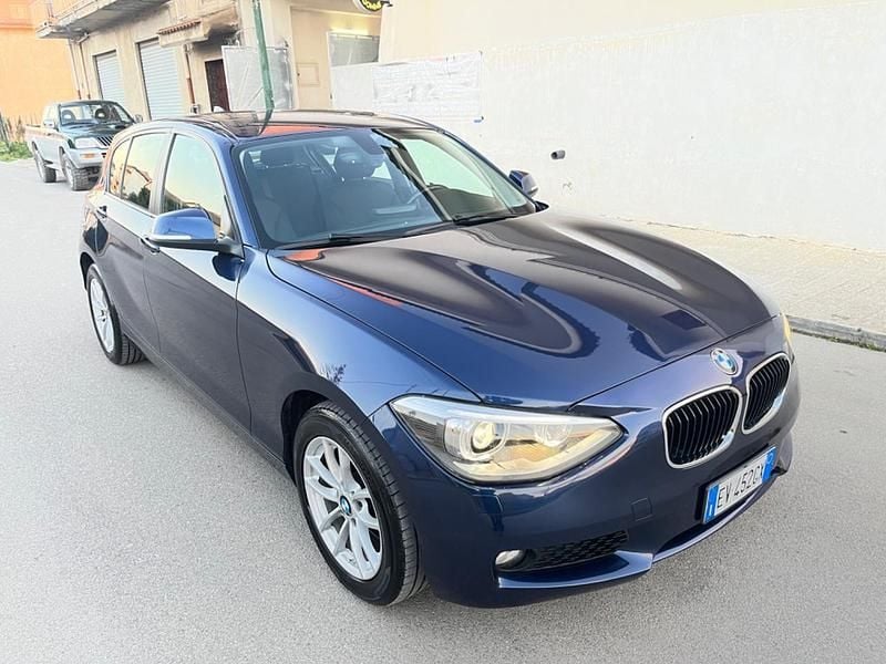 Usata BMW 120 184 CV (135 kW) 2014 Blu Utilitaria