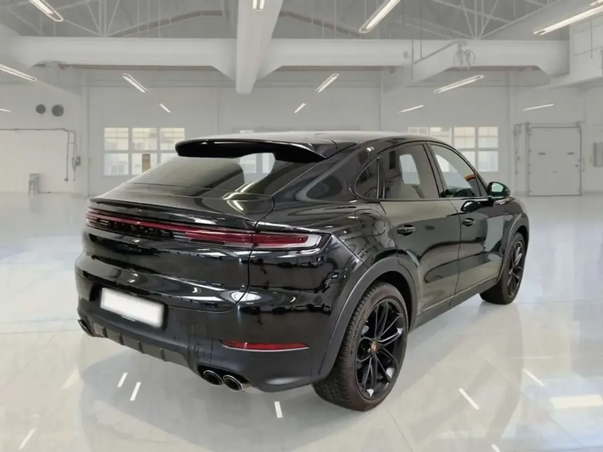 Usata Porsche Cayenne 354 CV (260 kW) 2024 Nero SUV