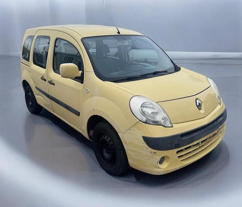 Usata Renault Kangoo Dynamique 106 CV (77 kW) 2009 Giallo Monovolume