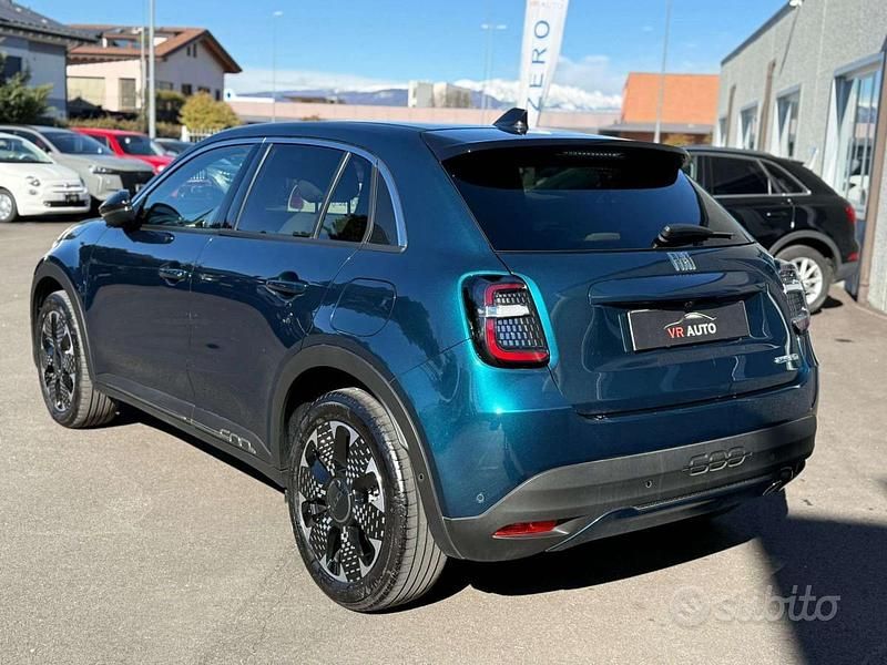 Usata Fiat 600 La Prima 110 CV (80 kW) 2025 Verde SUV