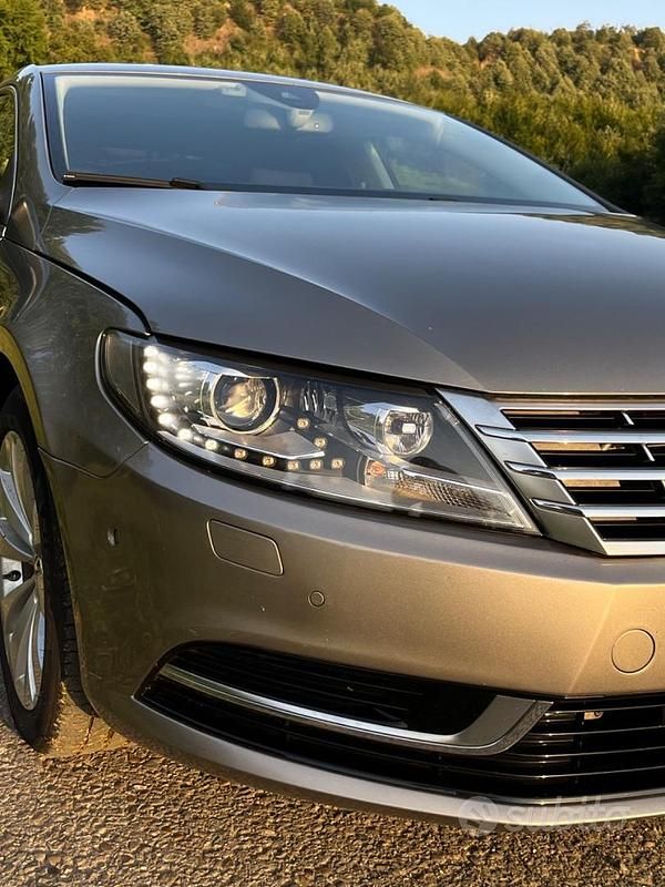 Usata VW Passat 140 CV (102 kW) 2013 Marrone Berlina