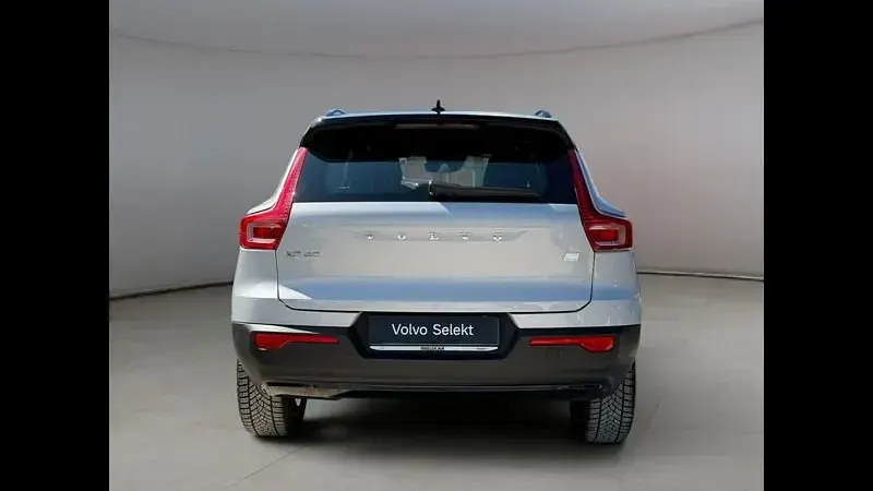 Usata Volvo XC40 R-Design 192 CV (141 kW) 2022 Bianco SUV