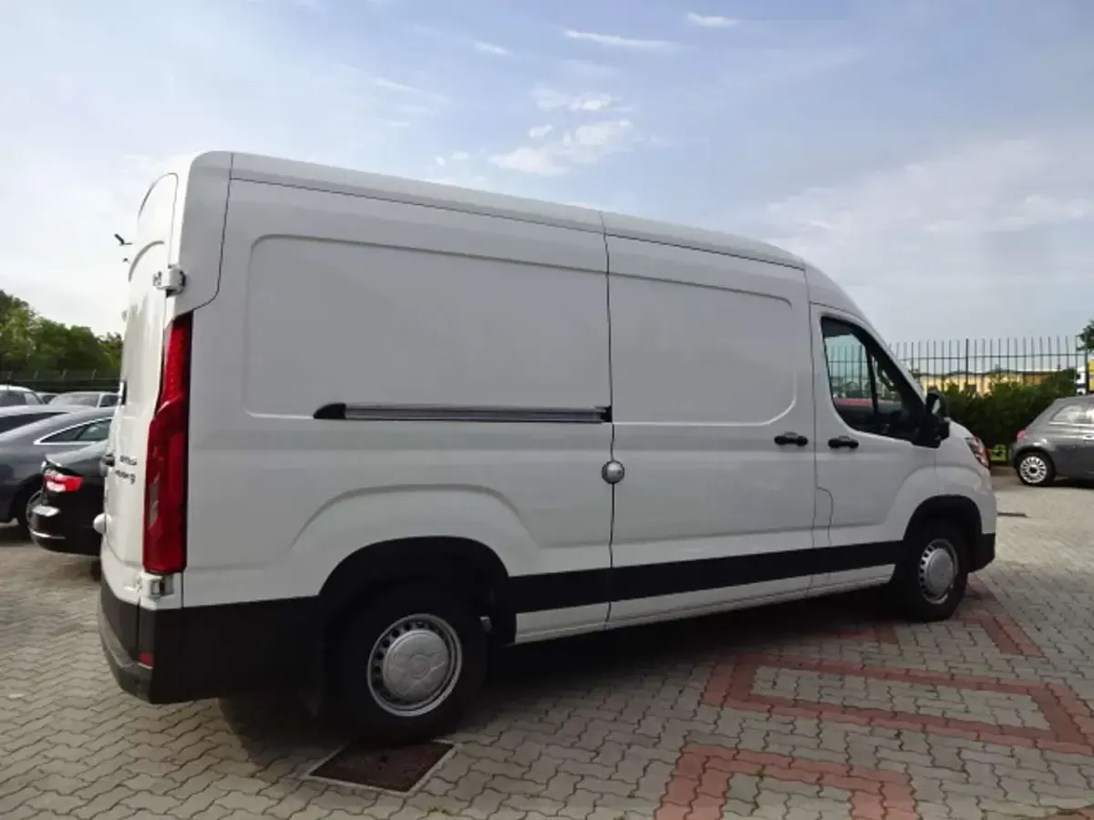Usata Maxus V90 150 CV (110 kW) 2025 Bianco Furgone