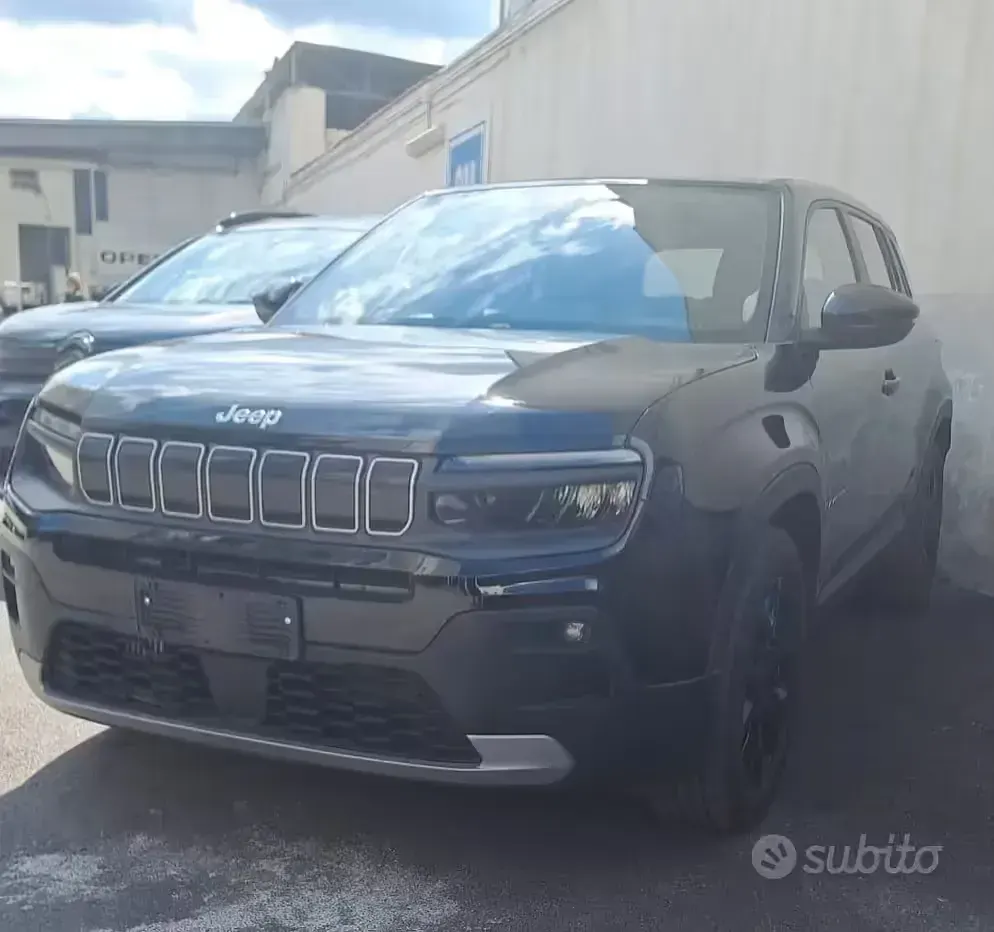 Usata Jeep Avenger 101 CV (74 kW) 2024 Nero SUV