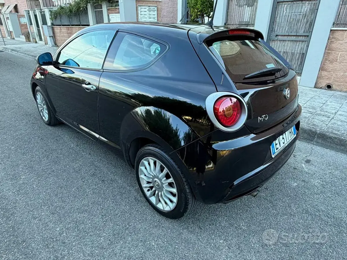 Usata Alfa Romeo MiTo 85 CV (62 kW) 2014 Nero Utilitaria