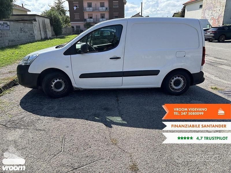 Gebraucht Peugeot Partner 99 PS (72 kW) 2018 Weiß Van / Kleinbus