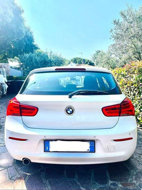 Usata BMW 114 95 CV (69 kW) 2017 Bianco Utilitaria