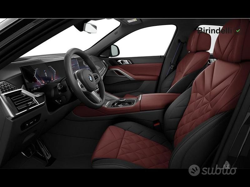Usata BMW X6 M Sport 298 CV (219 kW) 2025 Black sapphire metallizzato SUV