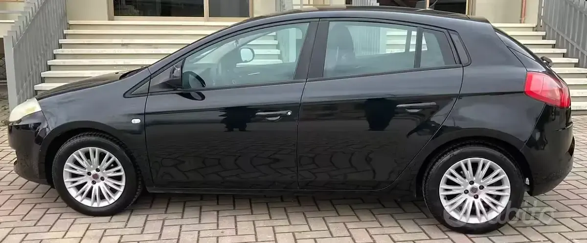 Usata Fiat Bravo 90 CV (66 kW) 2010 Nero Utilitaria