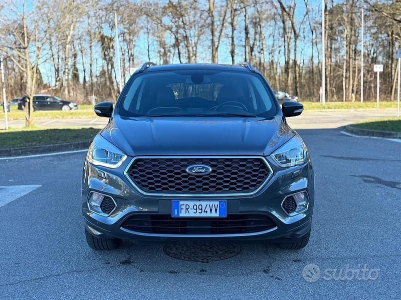 Usata Ford Kuga Vignale 180 CV (132 kW) 2018 Grigio SUV