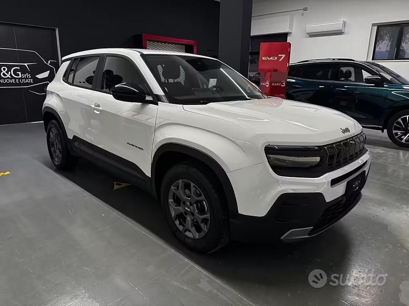 Usado Jeep Avenger 101 CV (74 kW) 2023 Blanco SUV