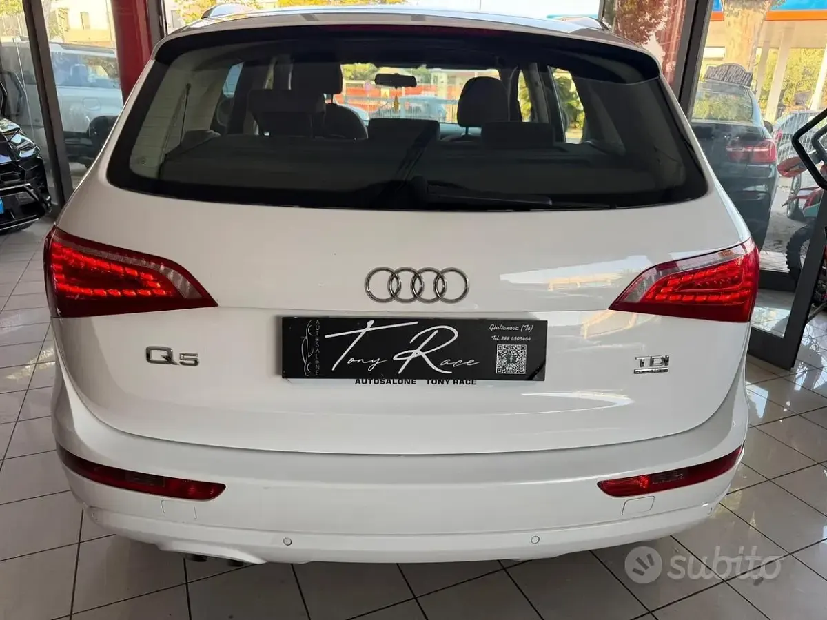 Usata Audi Q5 Advanced 170 CV (125 kW) 2011 Bianco SUV