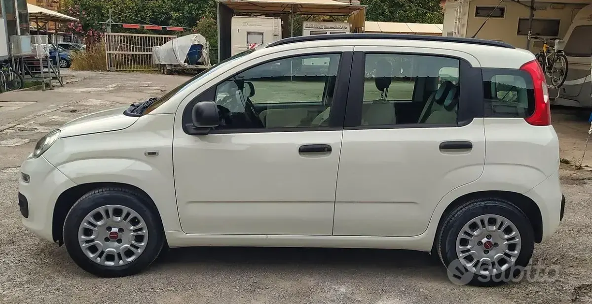 Usata Fiat Panda 69 CV (50 kW) 2015 Bianco Utilitaria
