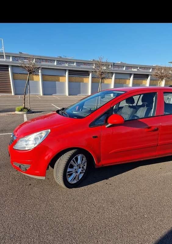 Usata Opel Corsa Enjoy 80 CV (58 kW) 2007 Utilitaria