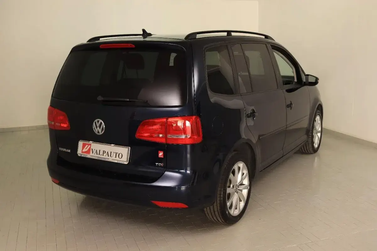 Begagnad VW Touran Comfortline 105 HK (77 kW) 2015 Other Minibuss