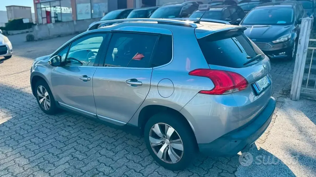Usata Peugeot 2008 82 CV (60 kW) 2015 Grigio SUV