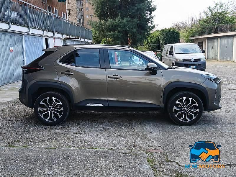 Usata Toyota Yaris Cross Trend 130 CV (95 kW) 2025 Marrone SUV