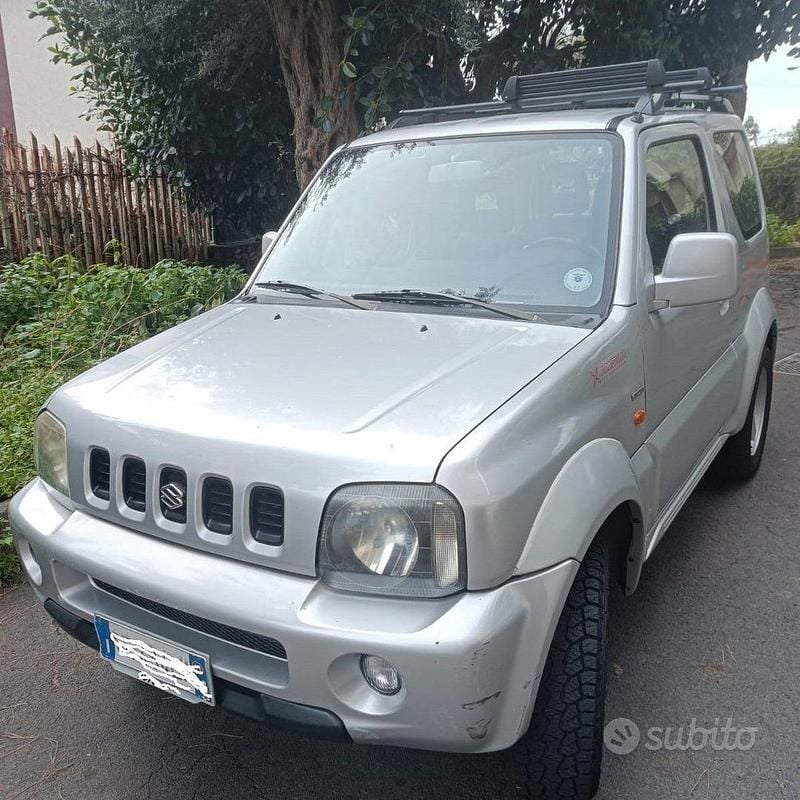 Grigio Usata 2003 Suzuki Jimny SUV | 6900 € (Buon prezzo) - Immagine 1/4