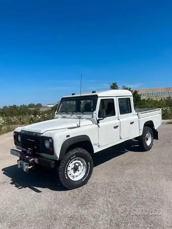 Usata Land Rover Defender 122 CV (89 kW) 2000 Bianco Cabrio