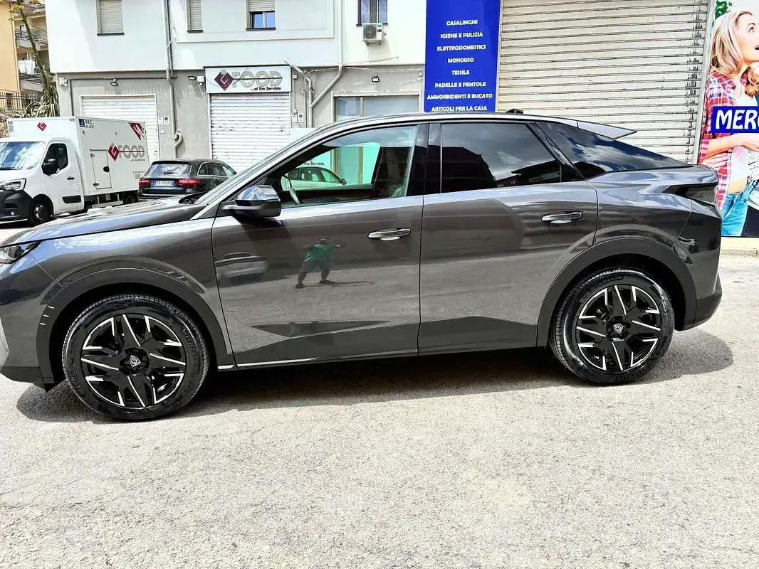 Usata Peugeot 3008 Allure 136 CV (100 kW) 2025 SUV