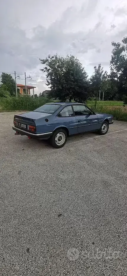 Usata Lancia Beta 122 CV (89 kW) 1984 Bluazzurro Coupé