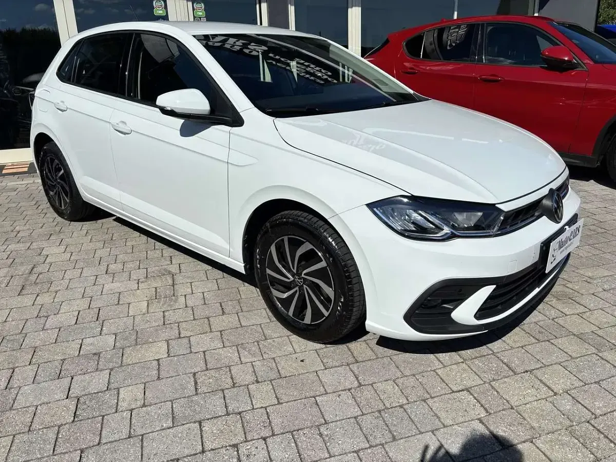 Usata VW Polo Life 95 CV (69 kW) 2023 Bianco Utilitaria
