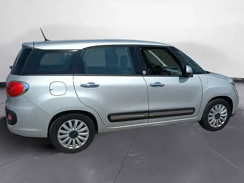 Usata Fiat 500L Living 95 CV (69 kW) 2016 Argento Monovolume