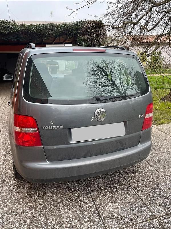 Usata VW Touran Trendline 105 CV (77 kW) 2004 Monovolume