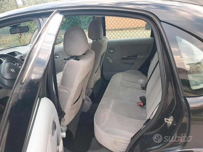 Usata 2007 Citroën C3 | 1500 € (Buon prezzo) - Immagine 1/4