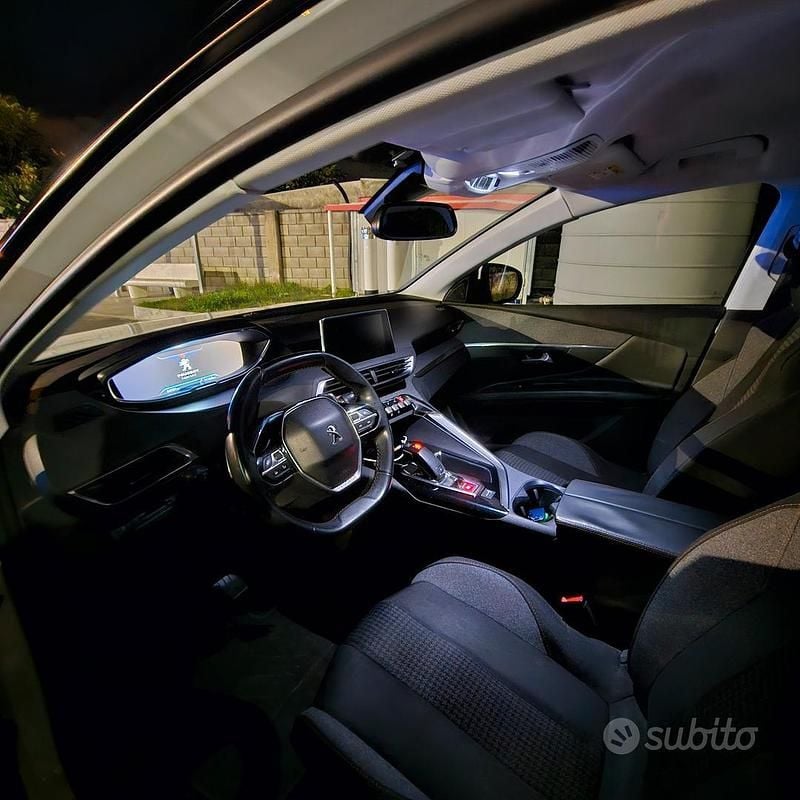 Usata Peugeot 3008 120 CV (88 kW) 2017 Bianco Berlina