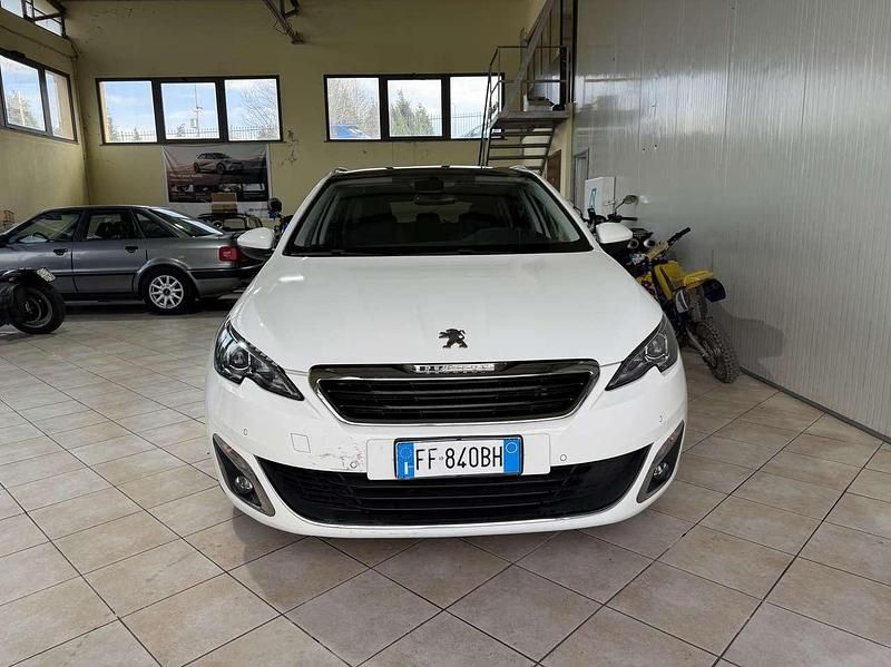 Käytetty Peugeot 308 SW GT-line 120 HP (88 kW) 2016 Other Farmari
